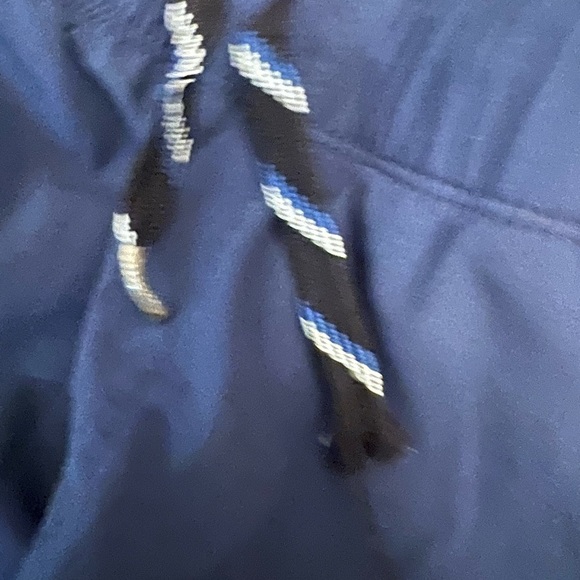 Old Navy Youth Boys Shorts - Size L (10/12) - Picture 5 of 5